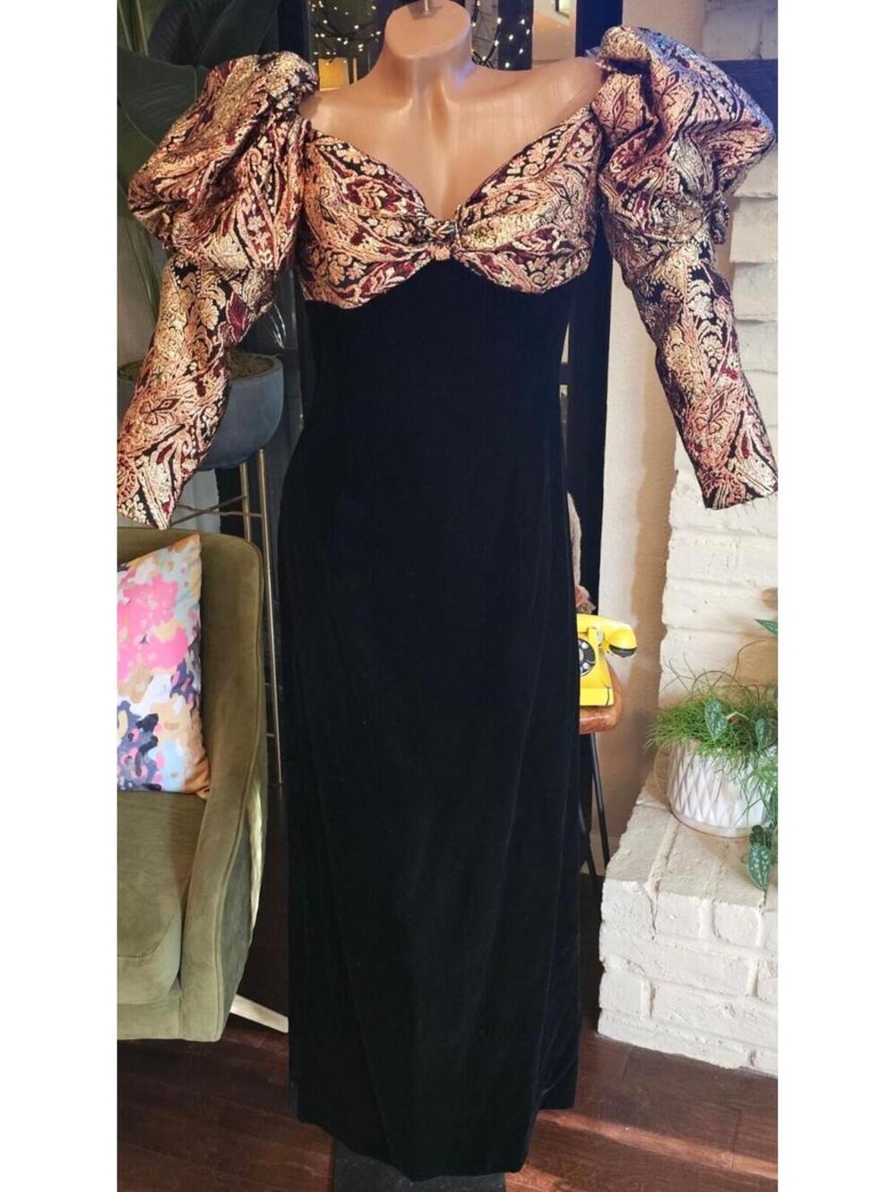Vtg Eugene Alexander Black Velvet Floral Overlay Ball Prom Formal Dress Sm